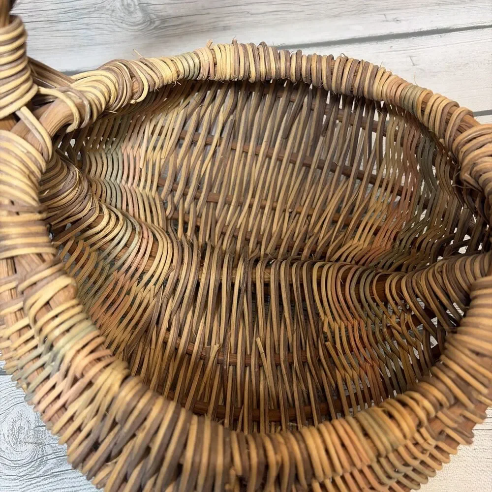 Vtg Woven Berry, Egg Butt Basket Handle God's Eye Gather Farm Twisted Handle